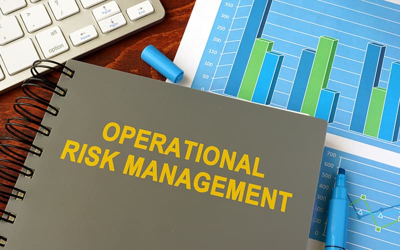 Risk Management / Corporate Legal Solutions